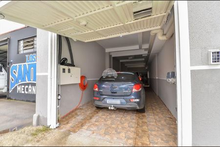 3_photo/94dcfb9cb7.2bba007298a27dad-ATLAS-65d02cf8-3b20-40bc-b322-ddcc63ca8595.jpg de casa à venda com 3 quartos, 780m² em Sítio Cercado, Curitiba