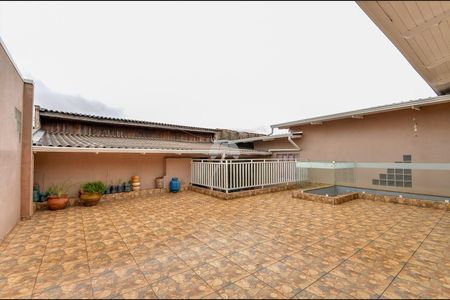 42_photo/94dcfb9cb7.2bba007298a27dad-ATLAS-ee7fae6b-d162-487e-9d6d-30ef16d7650e.jpg de casa à venda com 3 quartos, 780m² em Sítio Cercado, Curitiba