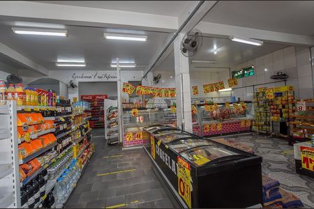 9_photo/94dcfb9db1.f279df7ab7105e24-ATLAS-21b9dd48-335c-4051-bd8e-2641b1ccf208.jpg de casa à venda com 3 quartos, 395m² em Sítio Cercado, Curitiba