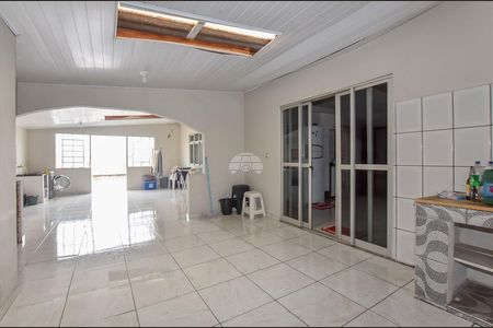 12_photo/94dcfb9db1.f279df7ab7105e24-ATLAS-2cc068d1-3a99-4800-b6eb-711f04593a71.jpg de casa à venda com 3 quartos, 395m² em Sítio Cercado, Curitiba