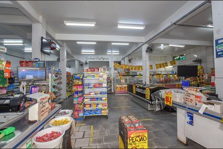 4_photo/94dcfb9db1.f279df7ab7105e24-ATLAS-d9711fff-5116-4cf2-bd21-0937cfd2463d.jpg de casa à venda com 3 quartos, 395m² em Sítio Cercado, Curitiba