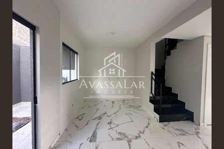 10_photo/94dcfb9e4d.6fa24c30896ad7dc-ATLAS-555fefe8-252c-4289-96cb-280358f64c9e.jpg de casa à venda com 2 quartos, 84m² em Sítio Cercado, Curitiba