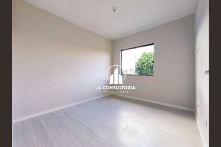 3_photo/94dcfb9e8d.eb4747a7722cd593-ATLAS-12b01f6e-99a4-4b7e-8c3d-8075e739b008.jpg de casa à venda com 3 quartos, 80m² em Sítio Cercado, Curitiba