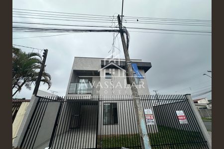 2_photo/94dcfb9e8d.eb4747a7722cd593-ATLAS-6f5b34bb-f584-4522-9c86-7131dca83b1a.jpg de casa à venda com 2 quartos, 80m² em Sítio Cercado, Curitiba