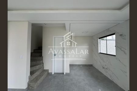 12_photo/94dcfb9e8d.eb4747a7722cd593-ATLAS-d0877bee-d6fa-471a-b850-39342e415eaa.jpg de casa à venda com 2 quartos, 80m² em Sítio Cercado, Curitiba