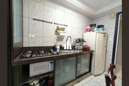 6_photo/94dcfb9ec9.22699c2c6275778c-ATLAS-ed1d4a08-404e-44a5-bd2f-d224ca985514.jpg de apartamento à venda com 3 quartos, 58m² em Sítio Cercado, Curitiba