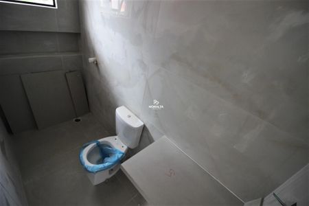 12_photo/94dcfba097.afc6c86b72fc7da5-ATLAS-03ef3d80-a521-4f90-a05d-40a0b4a742d7.jpg de casa à venda com 3 quartos, 92m² em Sítio Cercado, Curitiba