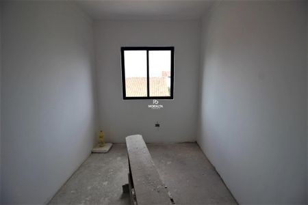 18_photo/94dcfba097.afc6c86b72fc7da5-ATLAS-4ae5bd16-e61c-4dbd-959a-07f409363c30.jpg de casa à venda com 3 quartos, 92m² em Sítio Cercado, Curitiba