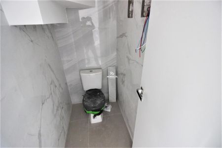 6_photo/94dcfba097.afc6c86b72fc7da5-ATLAS-de4b8659-46c0-4e38-b658-ec74e07fa535.jpg de casa à venda com 3 quartos, 92m² em Sítio Cercado, Curitiba