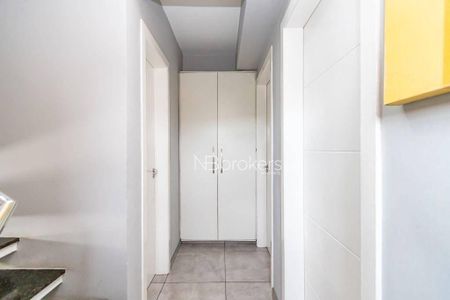 12_photo/94dcfba3f1.04091b6821e5c280-ATLAS-4dff7d4e-4b4d-4f57-b86e-dba8813f38ae.jpg de casa à venda com 3 quartos, 110m² em Sítio Cercado, Curitiba