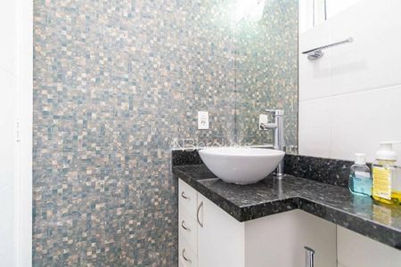 17_photo/94dcfba3f1.04091b6821e5c280-ATLAS-9cf75fa3-111b-4f67-9016-1c28b24648ee.jpg de casa à venda com 3 quartos, 110m² em Sítio Cercado, Curitiba