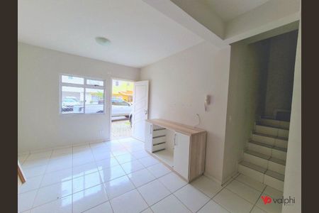 6_photo/94dcfba3f1.0b47ec3830489b60-ATLAS-bed13cf6-edeb-4be2-a318-a4b05fb1f3dd.jpg de casa à venda com 0 quarto, 65m² em Sítio Cercado, Curitiba