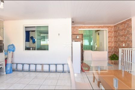 3_photo/94dcfba3f5.831b7bf37550e2c4-ATLAS-098a204b-b346-4487-a87d-7e5140e5abb8.jpg de casa à venda com 3 quartos, 180m² em Sítio Cercado, Curitiba