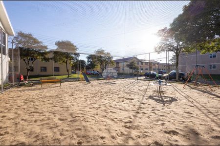 38_photo/94dcfba3f5.bd14e2bd8281e2f5-ATLAS-3ee1231b-72a4-46bd-bc8a-854996a26d04.jpg de casa à venda com 2 quartos, 69m² em Sítio Cercado, Curitiba