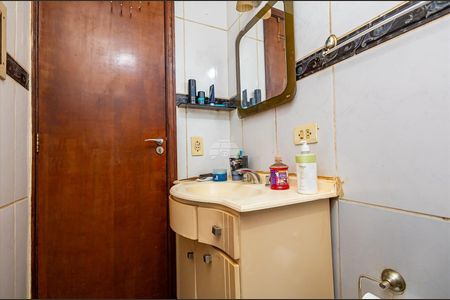 13_photo/94dcfba3f5.bd14e2bd8281e2f5-ATLAS-b999b5e7-0cb1-40fd-8c08-980af1635155.jpg de casa à venda com 2 quartos, 69m² em Sítio Cercado, Curitiba