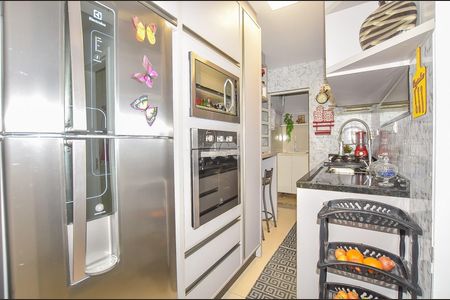 2_photo/94dcfba557.e2f22ae03eee22d5-ATLAS-94fbafad-d7af-4a4e-a206-aebb63a01639.jpg de casa à venda com 3 quartos, 69m² em Alto Boqueirão, Curitiba