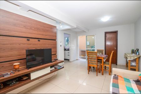 8_photo/94dcfba6d5.3504bb5d1b9d45d9-ATLAS-e09eb253-95d0-4be0-8126-a34f7d615e87.jpg de casa à venda com 3 quartos, 105m² em Xaxim, Curitiba