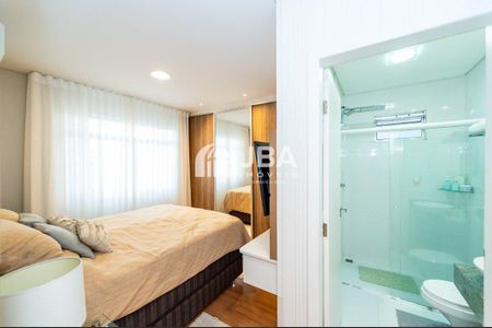 27_photo/94dcfba757.9e54cb4a11914814-ATLAS-d8e7059f-4e69-4dd8-87aa-d9ad71c7e9d1.jpg de casa à venda com 3 quartos, 125m² em Xaxim, Curitiba