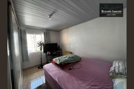 11_photo/94dcfba7c3.ceff8192393c33de-ATLAS-a36845a5-60b4-44b2-8350-bca92f2eb20d.jpg de casa à venda com 2 quartos, 140m² em Xaxim, Curitiba