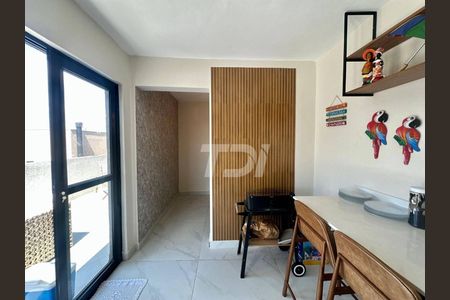 11_photo/94dcfba85d.73acc38675171eec-ATLAS-8d02541e-765c-4e52-9914-005aa156daec.jpg de casa à venda com 3 quartos, 103m² em Alto Boqueirão, Curitiba