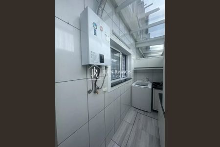 12_photo/94dcfba869.821bca6a381fcd78-ATLAS-569064e6-76ce-4b2a-9f83-6cfc795eaa95.jpg de casa à venda com 3 quartos, 130m² em Alto Boqueirão, Curitiba