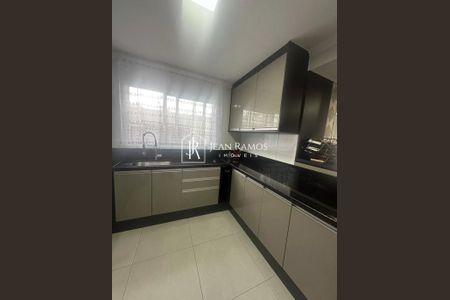 10_photo/94dcfba869.821bca6a381fcd78-ATLAS-b40f8028-c1aa-4d2b-bccc-fd69fce8e008.jpg de casa à venda com 3 quartos, 130m² em Alto Boqueirão, Curitiba