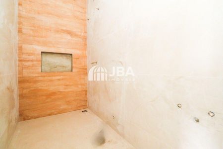 21_photo/94dcfba873.98319c766f537efd-ATLAS-5daa38ca-40b3-4fef-8385-9bd23e1daa69.jpg de casa à venda com 0 quarto, 142m² em Alto Boqueirão, Curitiba