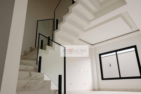 5_photo/94dcfba88f.1987c265c069de70-ATLAS-9a695fda-4d8b-4bfc-bb0e-aec9ea8fb7e0.jpg de casa à venda com 3 quartos, 99m² em Xaxim, Curitiba