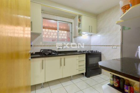 9_photo/94dcfba993.746f1a8a88028fbe-ATLAS-6f64f48e-d68f-4213-a580-11d7a72f22d6.jpg de casa à venda com 3 quartos, 115m² em Xaxim, Curitiba