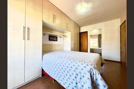 4_photo/94dcfba993.746f1a8a88028fbe-ATLAS-8f9d85a5-5613-433d-8417-e2236cb5b3f3.jpg de casa à venda com 0 quarto, 94m² em Xaxim, Curitiba