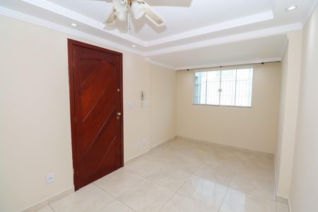 5_photo/94dcfba9df.de1539f27b8bccfe-ATLAS-79454a8c-32cf-4d1c-92a3-c6167d9d8568.jpg de casa à venda com 3 quartos, 60m² em Xaxim, Curitiba