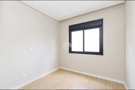 3_photo/94dcfba9e3.b8477c5e6f592cc9-ATLAS-32a151af-e564-41c0-9d73-ba20cfa4adff.jpg de casa à venda com 3 quartos, 100m² em Boqueirão, Curitiba