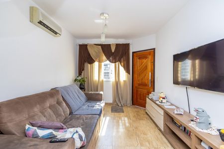 4_photo/94dcfba9e5.6415e8a9163bd67a-ATLAS-4b09f8f6-6d2d-49e0-b1f4-bdd19db481ca.jpg de casa à venda com 3 quartos, 150m² em Alto Boqueirão, Curitiba