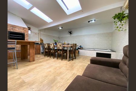 4_photo/94dcfba9e5.6415e8a9163bd67a-ATLAS-bc19d6be-b904-4d86-81d5-17d1c9675f4d.jpg de casa à venda com 0 quarto, 149m² em Alto Boqueirão, Curitiba