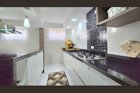 3_photo/94dcfba9e9.399a1755f57c600b-ATLAS-090238c5-9dc6-4be3-8c0e-9d2e58d0de75.jpg de casa à venda com 4 quartos, 113m² em Alto Boqueirão, Curitiba
