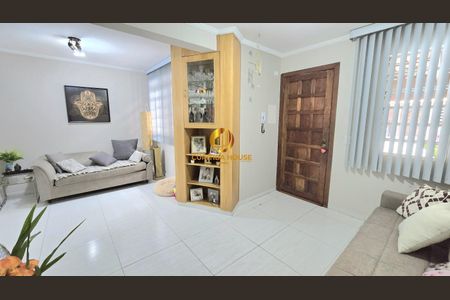 8_photo/94dcfba9e9.399a1755f57c600b-ATLAS-4a150bb8-727d-484e-b2fc-991f6c8317ba.jpg de casa à venda com 4 quartos, 113m² em Alto Boqueirão, Curitiba