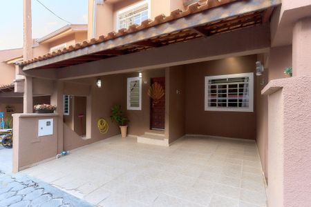 2_photo/94dcfba9e9.66a12793b4e2f24c-ATLAS-99bd37b8-7fff-4613-98f4-7cf01629f56e.jpg de casa à venda com 3 quartos, 110m² em Alto Boqueirão, Curitiba