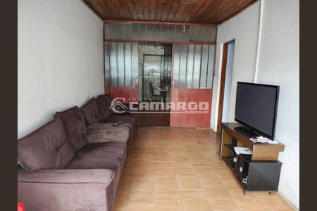 18_photo/94dcfbaa03.6397d39910e0244a-ATLAS-c37fc77d-48e8-4e17-8075-22e2a0f9ad4a.jpg de casa à venda com 4 quartos, 150m² em Boqueirão, Curitiba