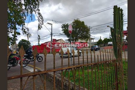 15_photo/94dcfbaa03.6397d39910e0244a-ATLAS-dfd006c4-9c35-47f1-b200-6b3a8ca21907.jpg de casa à venda com 4 quartos, 150m² em Boqueirão, Curitiba