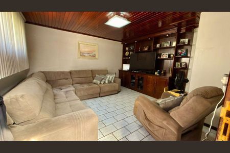 24_photo/94dcfbaaa3.66a3131396f9460c-ATLAS-05e962e9-4c12-4ba8-a972-0440bd8156a0.jpg de casa à venda com 4 quartos, 214m² em Boqueirão, Curitiba
