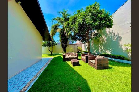 9_photo/94dcfbaaa3.66a3131396f9460c-ATLAS-b7140872-d831-453f-801c-e02bfd3e7d2a.jpg de casa à venda com 4 quartos, 214m² em Boqueirão, Curitiba