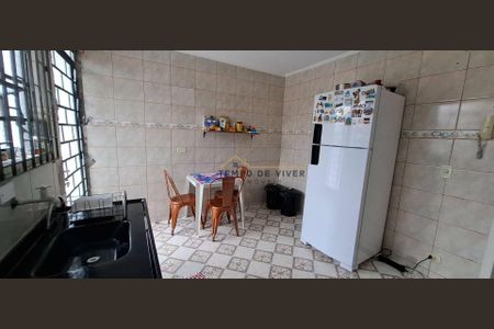 6_photo/94dcfbaaf1.a6414585ef65a203-ATLAS-7a2a9e9d-af3b-453b-8aee-a278d190e35f.jpg de casa à venda com 3 quartos, 140m² em Boqueirão, Curitiba