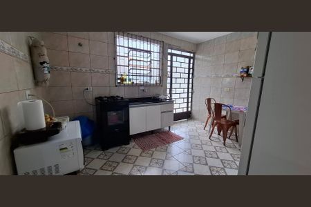 8_photo/94dcfbaaf1.a6414585ef65a203-ATLAS-a1cbdc18-ce20-4977-9783-7e4457ae2f1c.jpg de casa à venda com 3 quartos, 94m² em Boqueirão, Curitiba