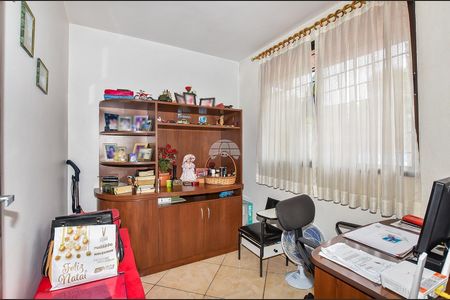 8_photo/94dcfbab91.b61990fa8a52c793-ATLAS-684ee320-6b09-436d-98e3-2dd68cbd7130.jpg de casa à venda com 3 quartos, 64m² em Alto Boqueirão, Curitiba