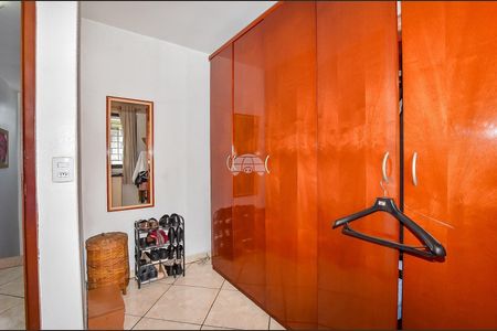 18_photo/94dcfbab91.b61990fa8a52c793-ATLAS-d94f471c-63b3-46af-a12f-cb165d6c90a1.jpg de casa à venda com 3 quartos, 64m² em Alto Boqueirão, Curitiba