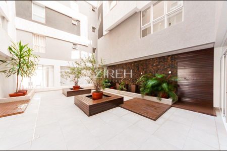 6_photo/94dcfbada7.af364e3f8620bcef-ATLAS-75a9de29-1f5c-4840-9341-b1a005c3db01.jpg de apartamento para alugar com 2 quartos, 66m² em Alto Boqueirão, Curitiba