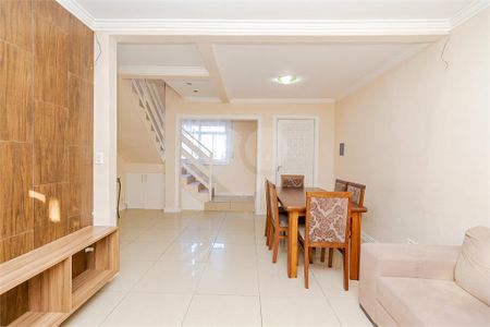 3_photo/94dcfbae39.ceff8192393c33de-ATLAS-1d341a6f-c8c6-454a-86d7-7d6449c40258.jpg de casa à venda com 3 quartos, 84m² em Alto Boqueirão, Curitiba