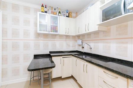 1_photo/94dcfbae39.ceff8192393c33de-ATLAS-56162fbd-7957-46ac-8511-072fa8e178b0.jpg de casa à venda com 3 quartos, 84m² em Alto Boqueirão, Curitiba