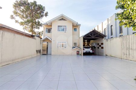 5_photo/94dcfbae39.ceff8192393c33de-ATLAS-acb678df-a9d8-4320-8007-a74667b7f5e5.jpg de casa à venda com 3 quartos, 84m² em Alto Boqueirão, Curitiba
