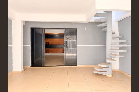 19_photo/94dcfbae43.3e6957092a4c223d-ATLAS-235e5b80-d202-46cf-bc48-6e8ba5111e03.jpg de casa à venda com 3 quartos, 47m² em Alto Boqueirão, Curitiba
